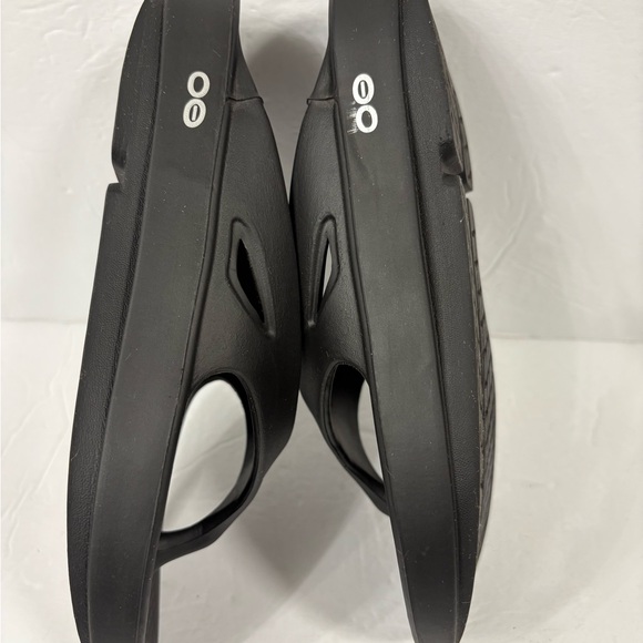OOFOS OOlala Womens 7 Recovery Sport Shoes Black Thong Flip Flop Casual Slide - Picture 2 of 7
